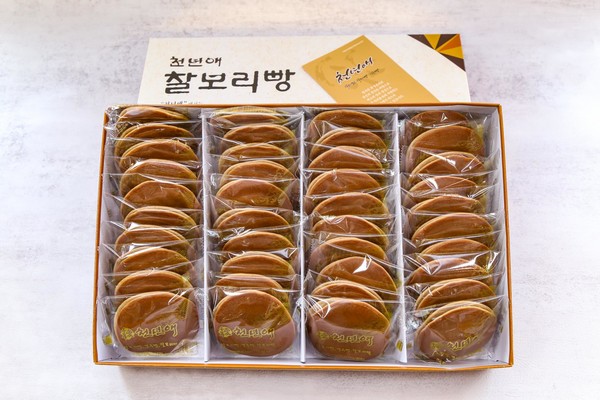 30년 전통 경주 찰보리빵 천년애 2023 한국브랜드 소비자평가 대상 수상