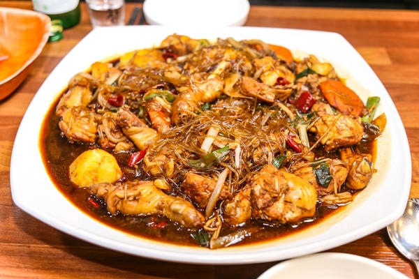 평화찜닭, 소비자 입맛 사로잡다…2023 한국브랜드 소비자평가 대상 수상