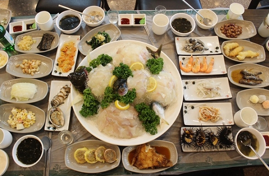 봄맞이 속초 나들이, 백종원의 3대천왕 횟집에서 싱싱한 자연산 활어회 별미를