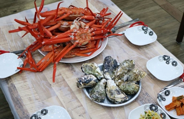 남이섬 나들이 후 신선한 대게를 맛볼 수 있는 춘천 맛집, 홍게좋은날