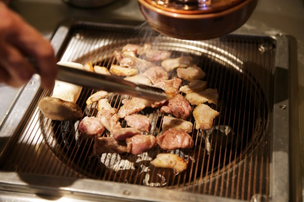 부산 서면 맛집 압구정뒷고기, 남다른 생뒷고기의 맛을 즐길 수 있어