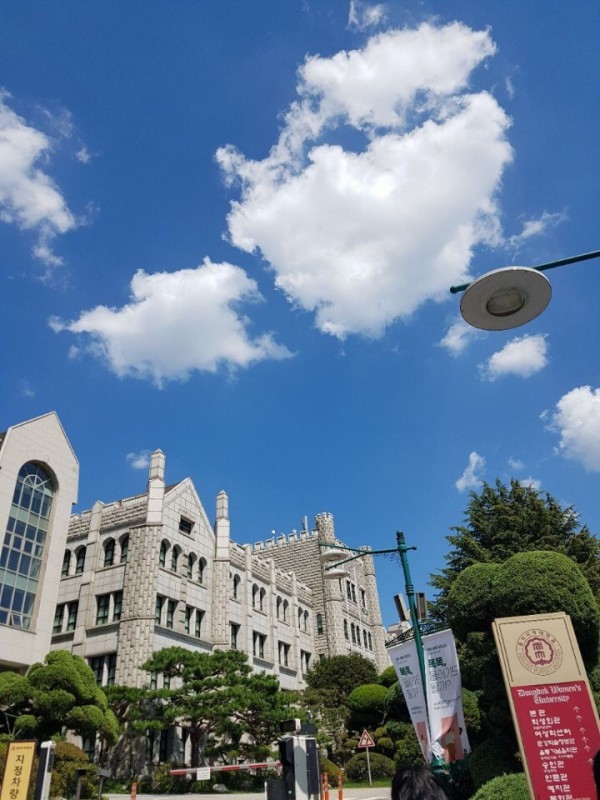 허그미 생리대, 세계여성의날 맞아 동덕여대 후원