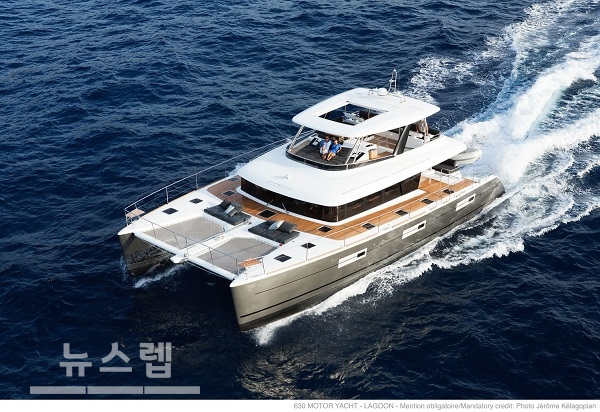요트클럽 모나크 오픈…멤버스만 누릴 수 있는 한강 슈퍼 요트