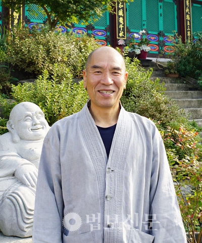 우연히 부처님 품 찾아든 아이들 덕에 스님 아버지 됐지요