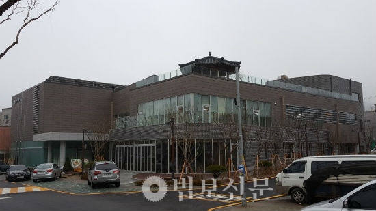 어르신 행복노년 책임질 복지시설 잇달아 개관