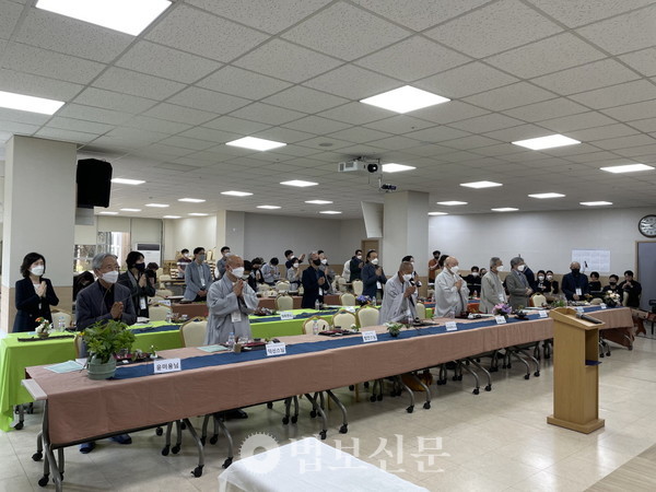 한국 불교음악을 더 불교답게 한국스럽게