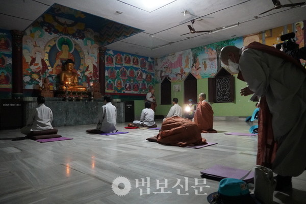 [상월결사 인도순례 15일차] 성스런 네란자라강 지나 이제 영산회상 무대 라즈기르로
