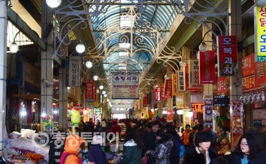 전통시장에 부는 변화의 바람…시설 바뀌고 고객 늘었다