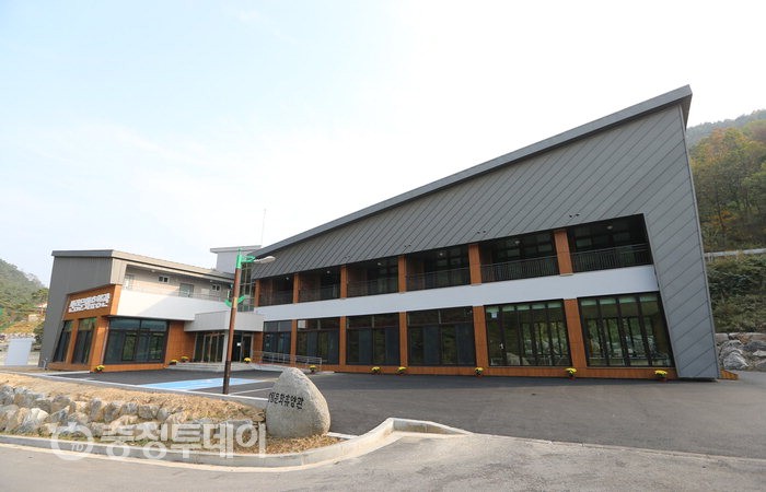괴산 성불산산림휴양단지 산림문화휴양관 워크숍 장소로 인기