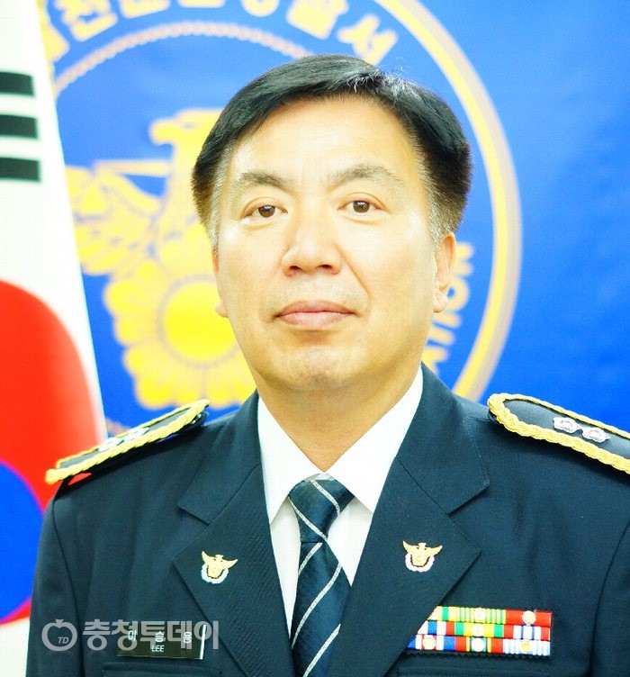 [아줌마 대축제] 대전유성서 교통안전계 이승용… 차량소통 역할