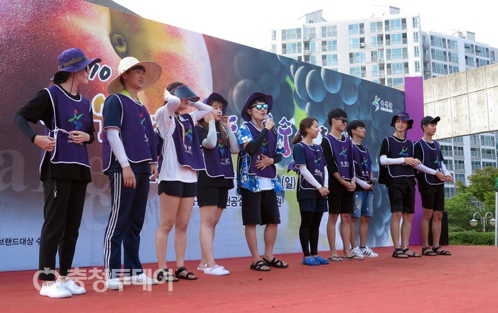‘이쿠스’ 10년째 옥천 축제장서 봉사