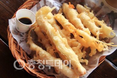 [아줌마대축제] 금산군 인삼으로 만든 튀김·막걸리·정과, 감칠맛 일품