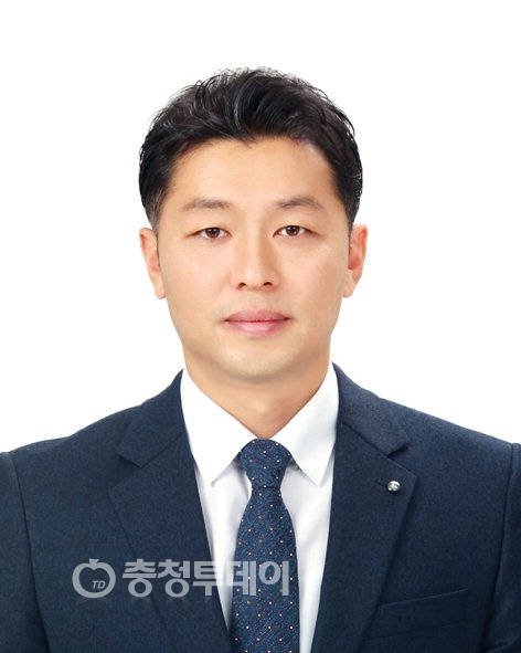 물에 빠진 중학생 구한 충남도의회 직원
