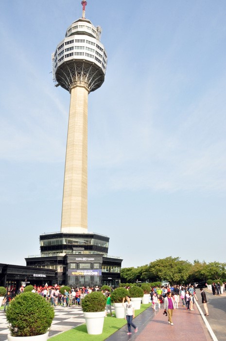 지역 랜드마크 `83타워` 새단장
