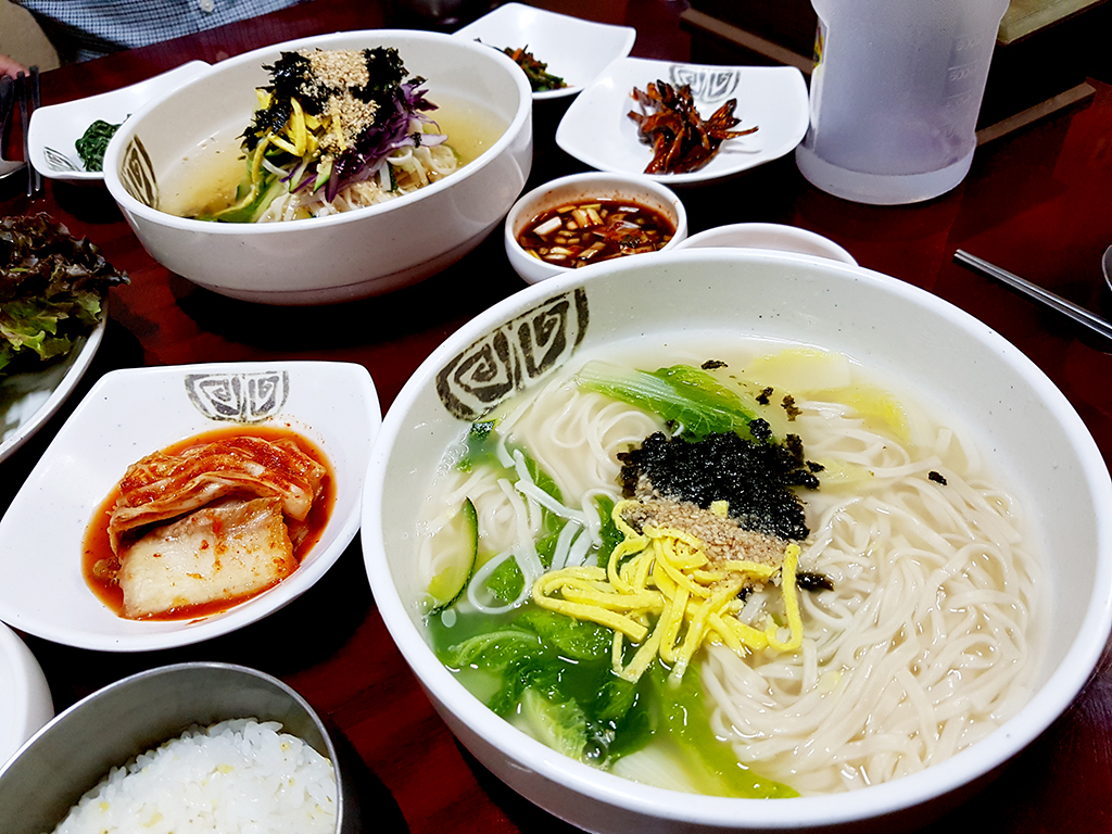 물 맑은 낙동강의 깊은 맛을 담다