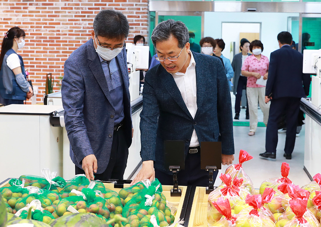 영양군 첫 로컬푸드 직매장 온심마켓 개장