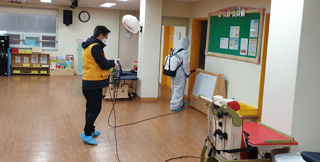 화성산업(주), 대구지역 어린이집 찾아 방역 등 봉사활동