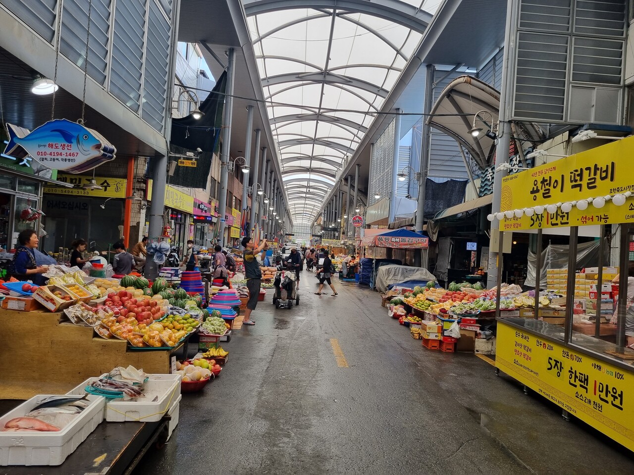 침수됐던 포항 죽도시장 정상 되찾아 