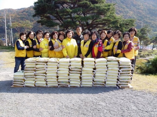 양산 거송식당 어려운 이웃에 백미