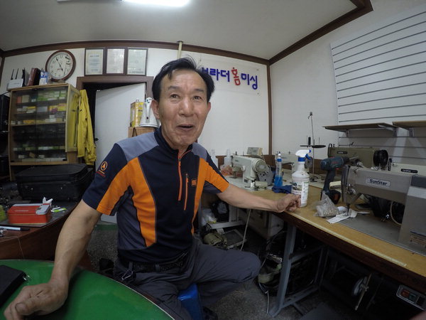 [동네사람]46년 재봉틀 인생 김생기 씨