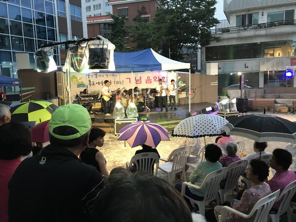 양산 통도아트센터 개관 첫돌 맞았어요