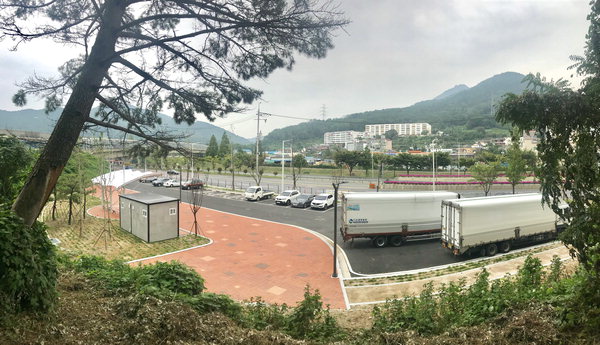 반쪽짜리 양산 다방동 만남의 광장 나아질까