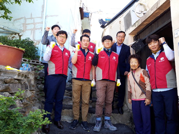 창원 교방동·샤롯데봉사단 주거환경개선 봉사