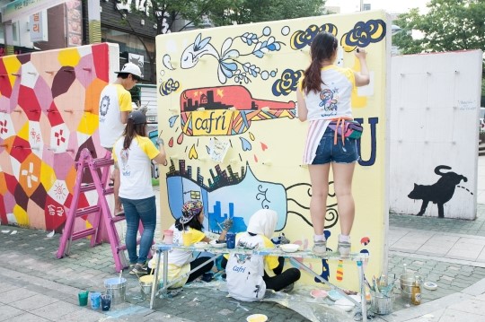 카프리, 홍대앞 ‘거리벽화’ 장식한다