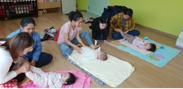 쓰담쓰담 토닥토닥”프로그램 운영