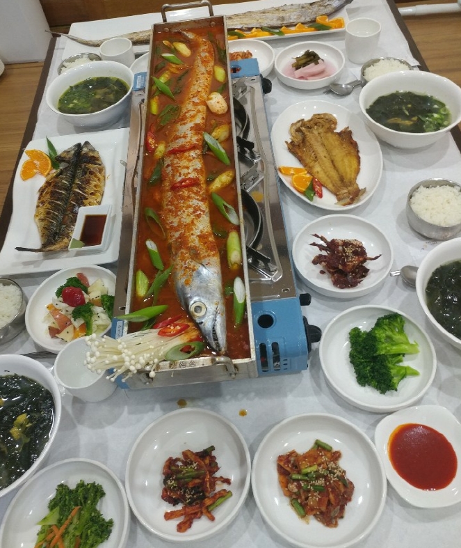 제주도 서귀포 중문 맛집 ‘기원뚝배기’ 약초숙성 제주 통갈치조림정식에 옥돔구이, 성게국 무료 서비스