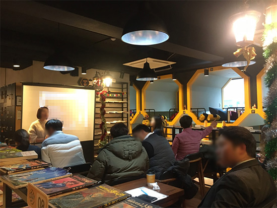 “카페창업 대신 만화카페하길 잘한 것 같아요! 2호점 빨리 하고싶어요” 벌툰 창업후기 공개