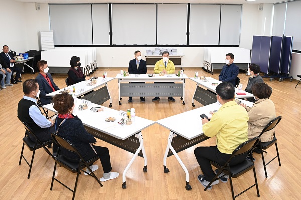김천시장, 산업단지 조성 막바지 현장 점검