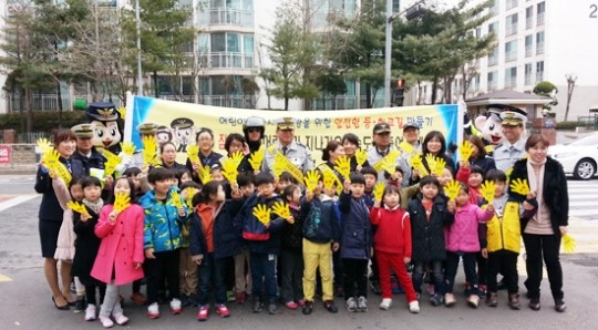 시흥경찰서, 어린이가 안전한 등ㆍ하굣길 만들기 캠페인 가져