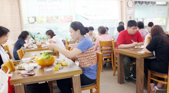 [사회적 기업, 착한소비가 살린다]10.한식뷔페 민들레옥토