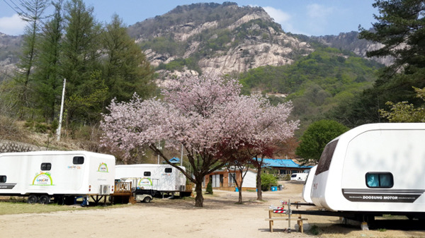 산정호수카라반캠핑장