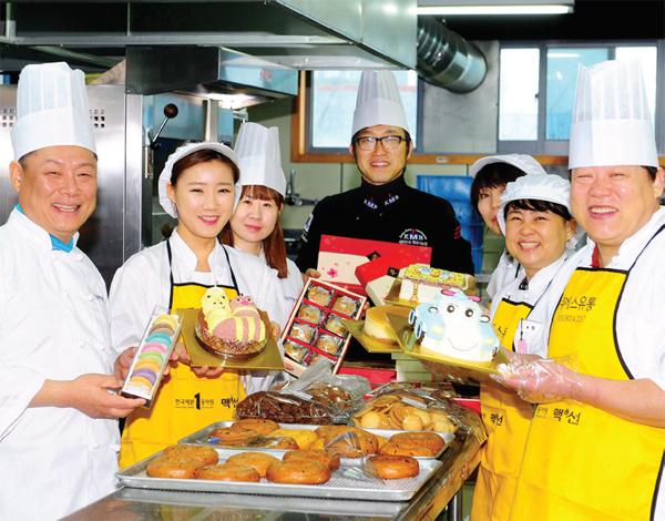 [인천시 소상공인 경영대상 수상자] 2. 음식업 부문 / 배인필 인천제과점협동조합 이사장