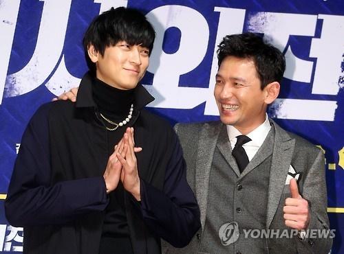 ‘검사외전’ 황정민, 강동원 캐스팅 소식에 화들짝 “진짜? 동원이가 출연한대?”…대체 무슨 일?
