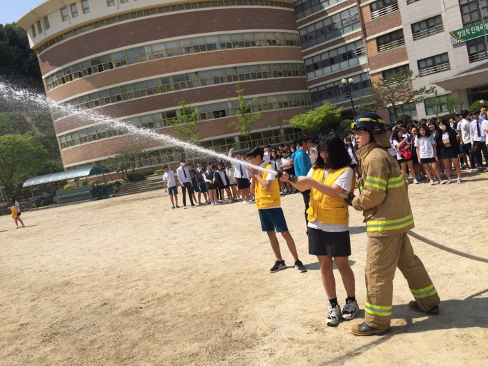 이천소방서, 송정중학교 학생들을 대상으로 합동훈련 실시