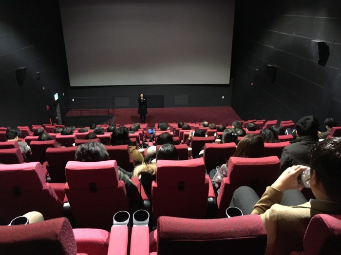 화성여성회 서부지부, 영화 ‘무현, 두 도시 이야기’ 공동체 상영회 가져