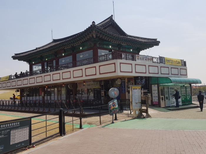 수원화성 연무정 매점 낙찰자, 18개월째 입점 못한채 발동동