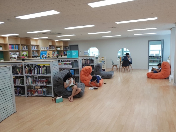 의왕 오전빛고운도서관, 북카페형 작은도서관으로 새단장