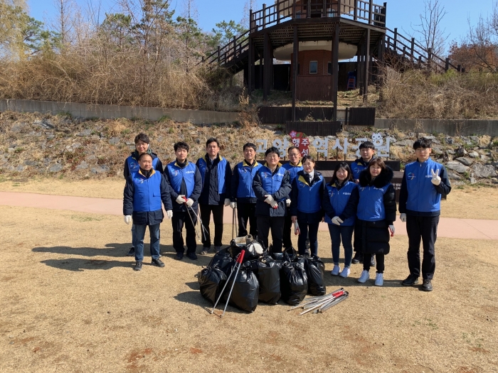 코레일 수도권철도차량정비단, 한강변 환경정화 활동 벌여