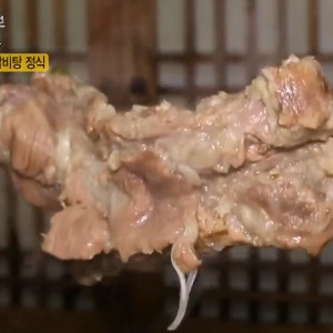 생생정보 6,900원 왕갈비탕 정식·수제양념 돼지고기, 어디?
