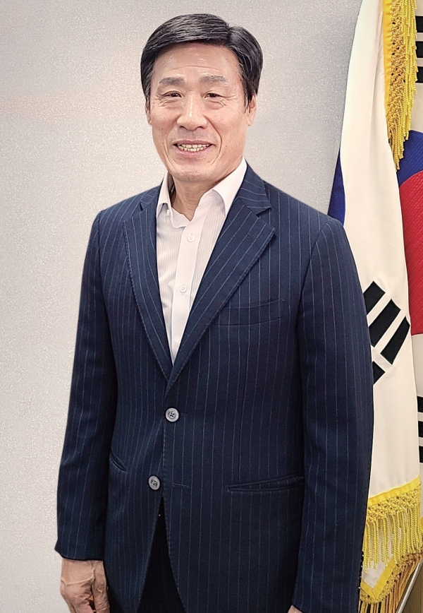 [지역경제의 뿌리, 경기도중소기업협동조합] 3.정재원 배전반사업협동조합 이사장