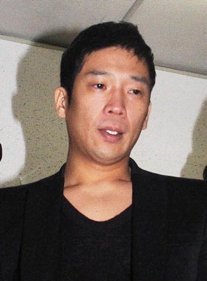 MC몽, 고의발치 혐의 무죄…공무집행 방해는 유죄 확정