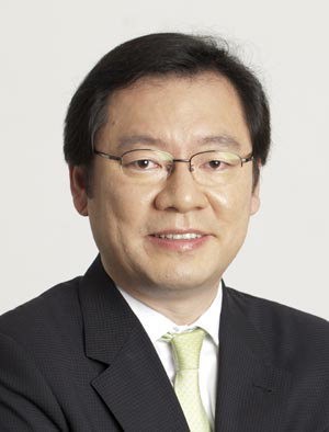 [동정] 세계대학총장회의서 주제발표