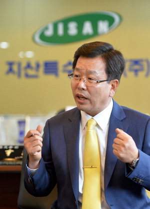 회원사 3명씩 채용해 3500개 일자리 창출