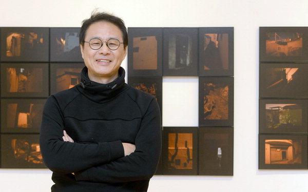추억의 서점 주인 사진작가로 새로운 시작