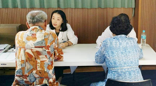 동남권원자력의학원 등 농어촌 어르신 의료봉사
