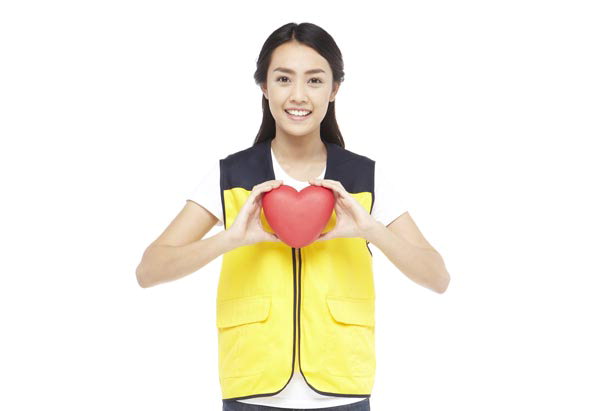 [신통이의 신문 읽기] 꽁꽁 얼린 생수 작은 배려가 나눔의 물결로…
